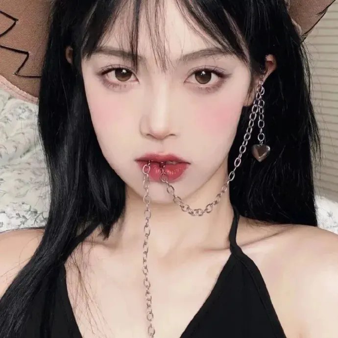 震惊，闪婚年下总裁竟是首富大佬